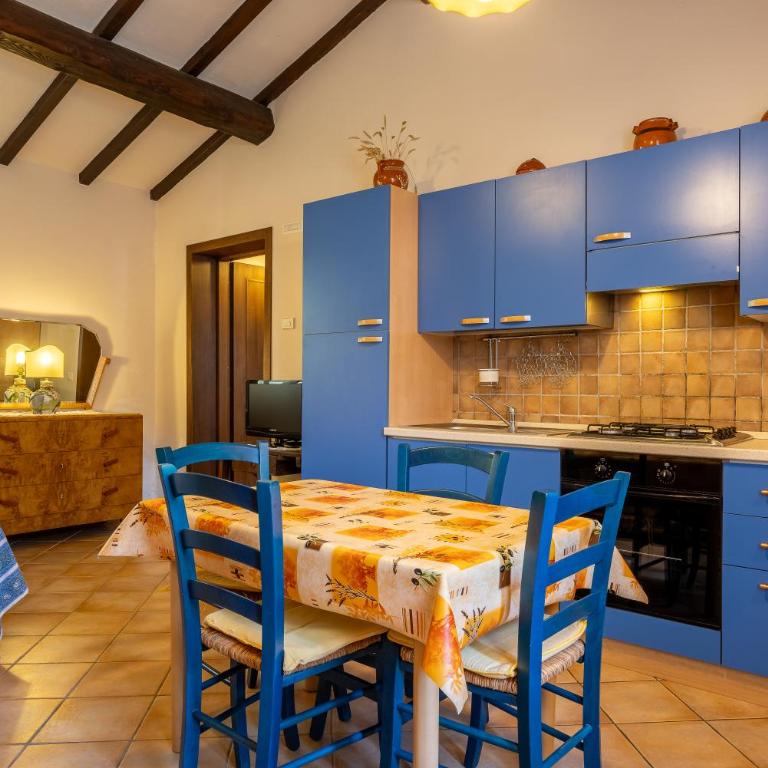 Il Giuncheto Apartments, Pool, Umbrian Countryside - Apartment 5 - 9