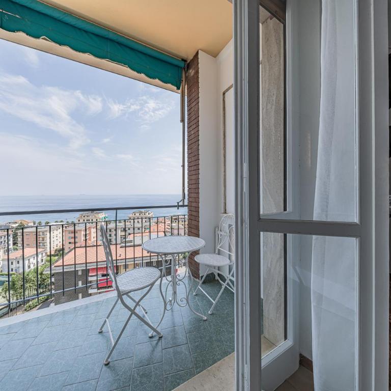 Classic Breeze - vista mare - terrazza - WiFi - Appartamento con 2 Camere da Letto - 2