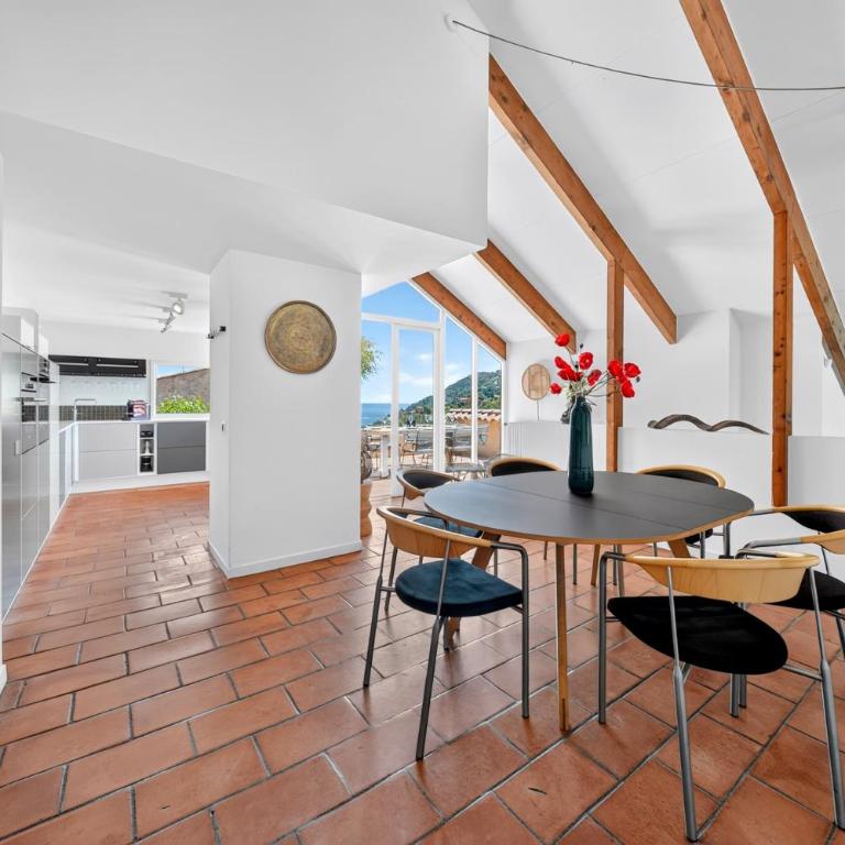 Villa vue mer au cœur des hauteurs de Théoule-sur-Mer - Villa - 3