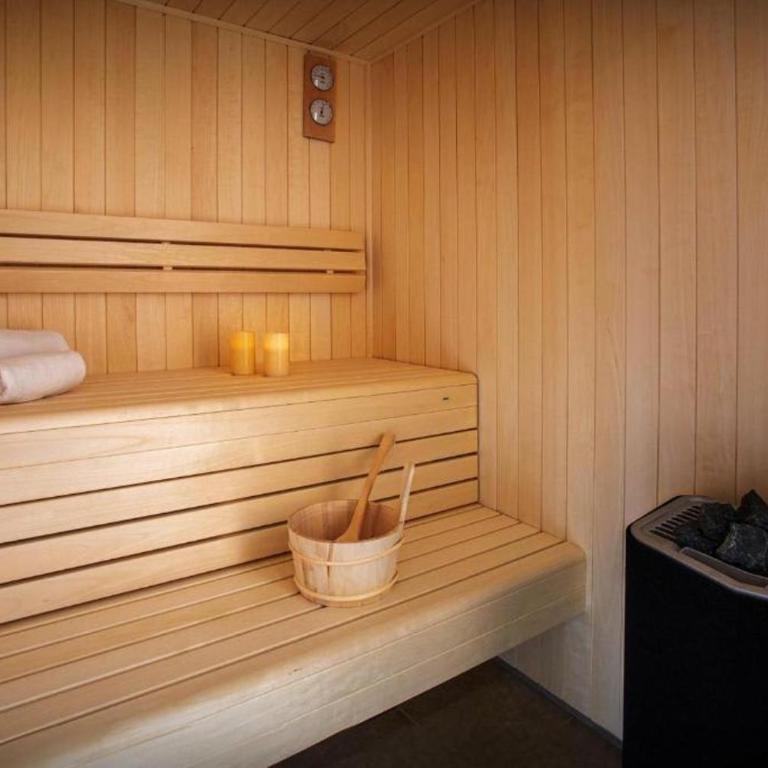 Chalet Serbijanka Alpine Retreat with Hammam Sauna and Jacuzzi for 14 Gueststs - Chalet - 36