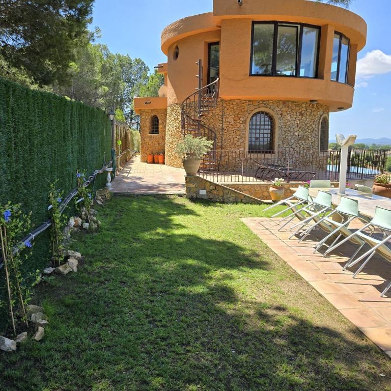Torre con piscina, barbacoa, wifi. - Chalet Superior - 16