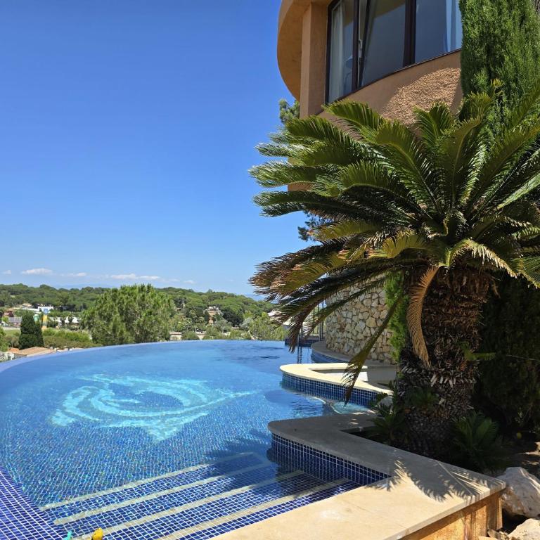 Torre con piscina, barbacoa, wifi. - Chalet Superior - 30