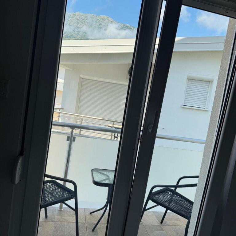 Bella Montenegrina Apartments - One-Bedroom Apartment - 2