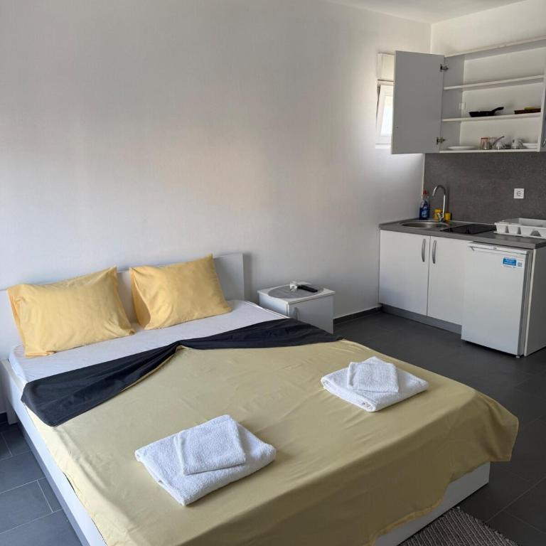 Bella Montenegrina Apartments - One-Bedroom Apartment - 3