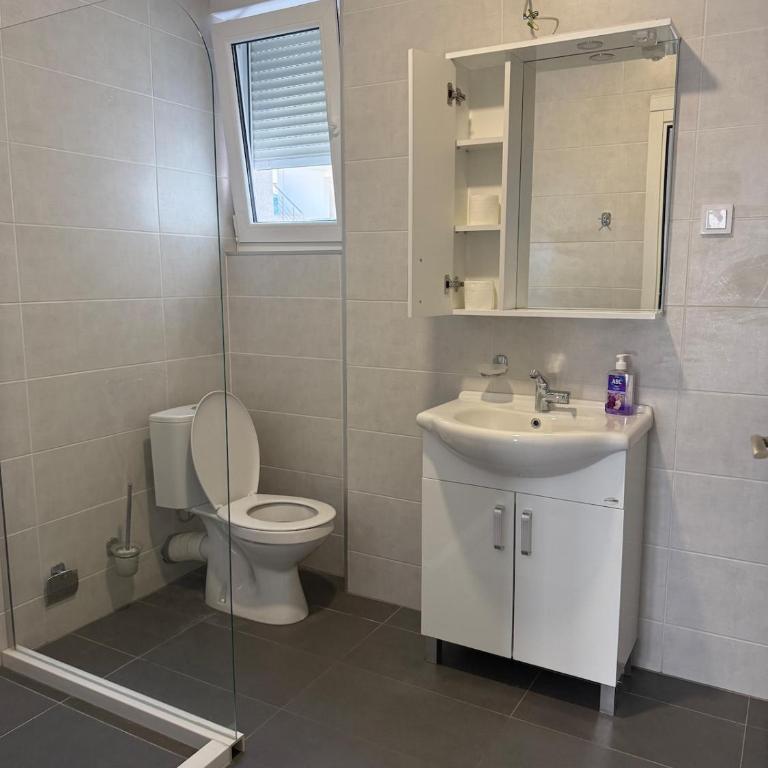 Bella Montenegrina Apartments - One-Bedroom Apartment - 6