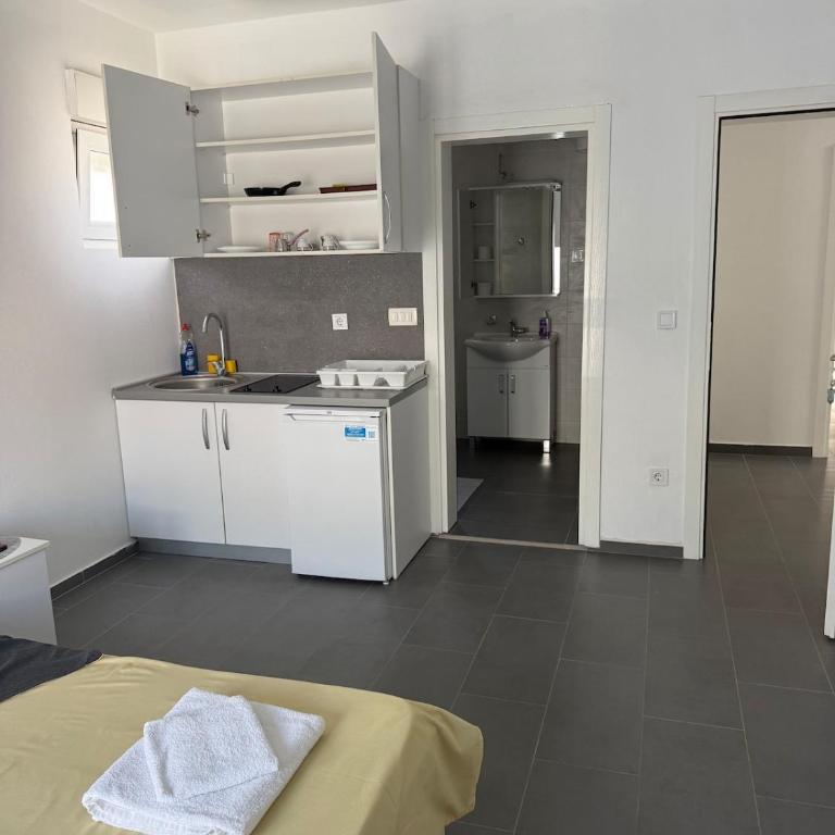 Bella Montenegrina Apartments - One-Bedroom Apartment - 8
