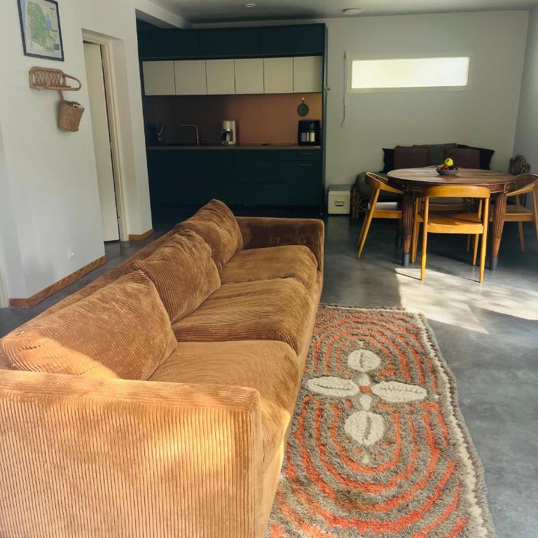 Forest Garden Retreat with Pool near the Beach - Apartamento de 1 dormitorio - 4