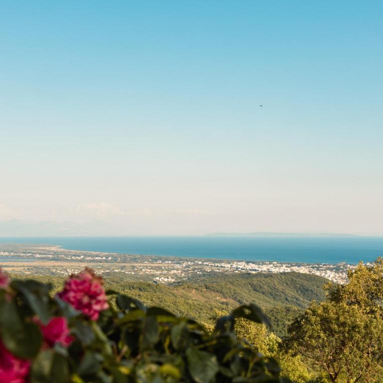 La VILLA DU REVE - Four-Bedroom Vacation Home - 26