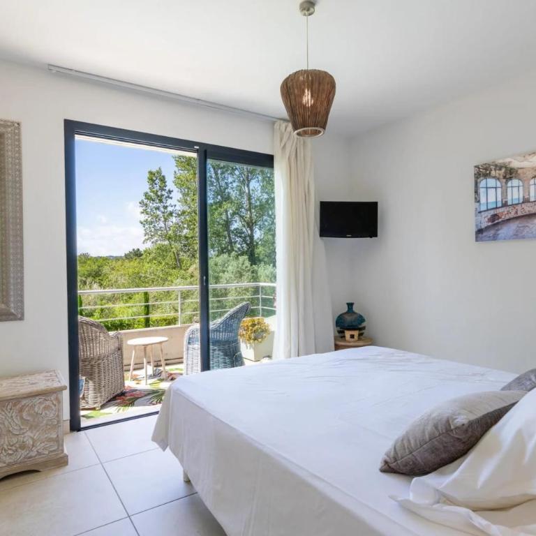 Family house 4 bedrooms - close to the sea - Vacation Home - 12