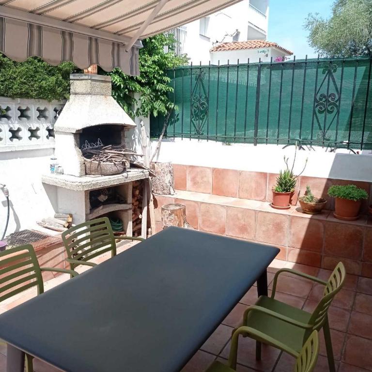 Casita Mallols con patio exterior y barbacoa. - Two-Bedroom Townhouse - 47