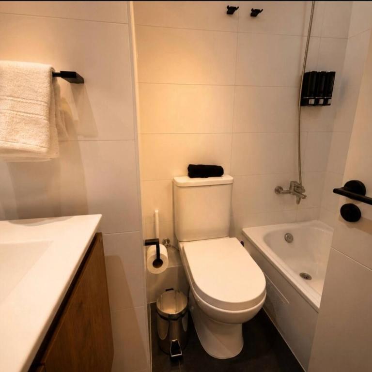 Moderno apto en Ñuñoa cercano al metro Irarrazaval y Barrio Italia con Aire Acondicionado - Two-Bedroom Apartment - 20