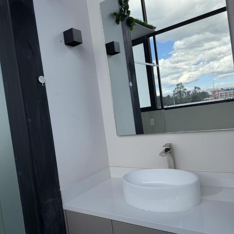 Loft Moderno con Vista Panorámica en Quito - Apartamento de 1 dormitorio con vistas - 15