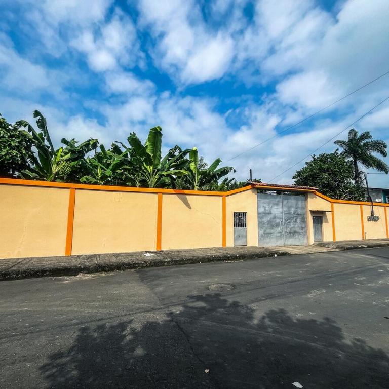 Suite completa con jardin y parqueo privado - Apartamento de 1 dormitorio - 5