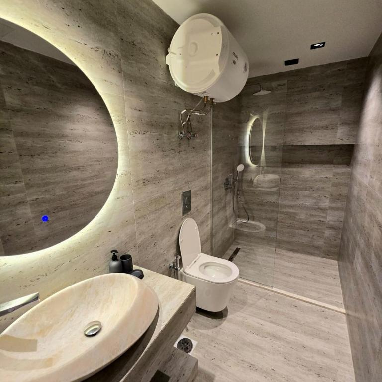 Casa Lu - Dvokrevetna Soba sa Bračnim Krevetom i Balkonom - 9