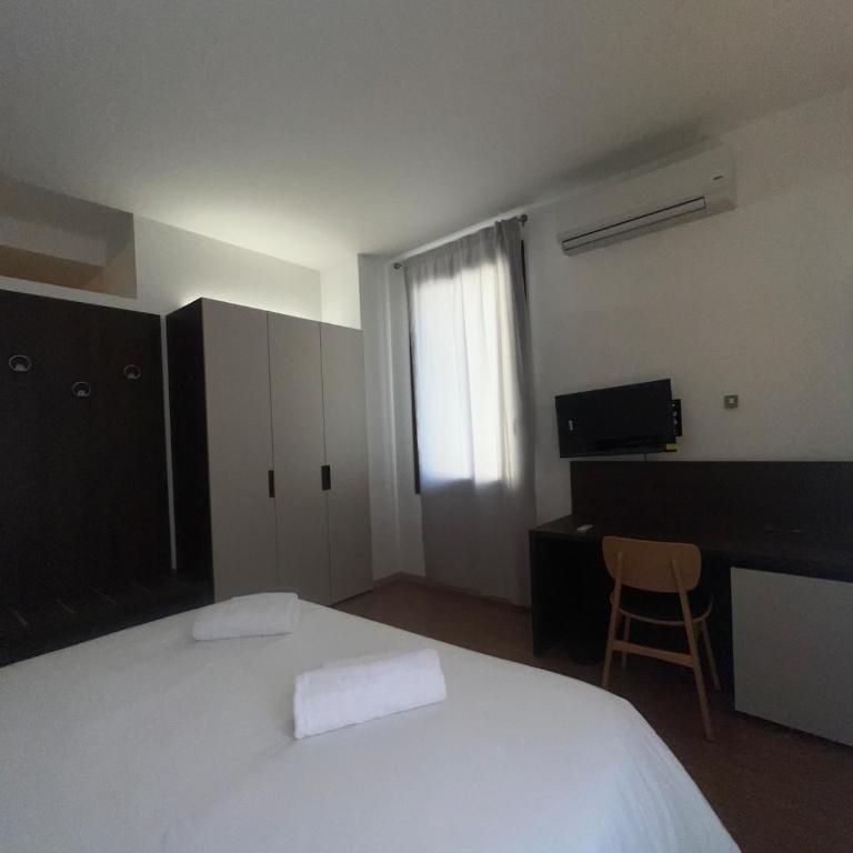 Venice rooms Piazza Ferretto, M9 Museum, Duomo,Teatro Toniolo, Airport, Wi Fi, Central City - Appartement 2 Chambres - 12