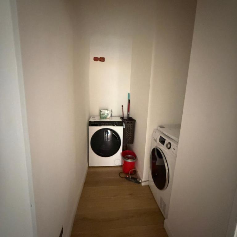 Il rifugio in città - Appartamento con 2 Camere da Letto - 2