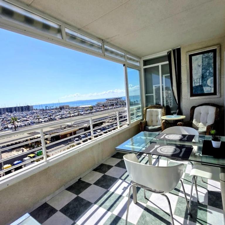 Sea and Harbor View Apartment in the center of Santa Pola - Apartamento de 1 dormitorio - 9