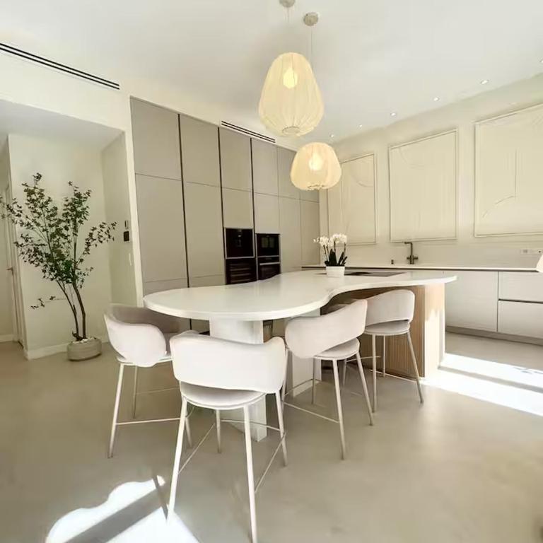 Villa Design Centre, Garden Pool, Beach 5 min away - Villa 3 Chambres - 4