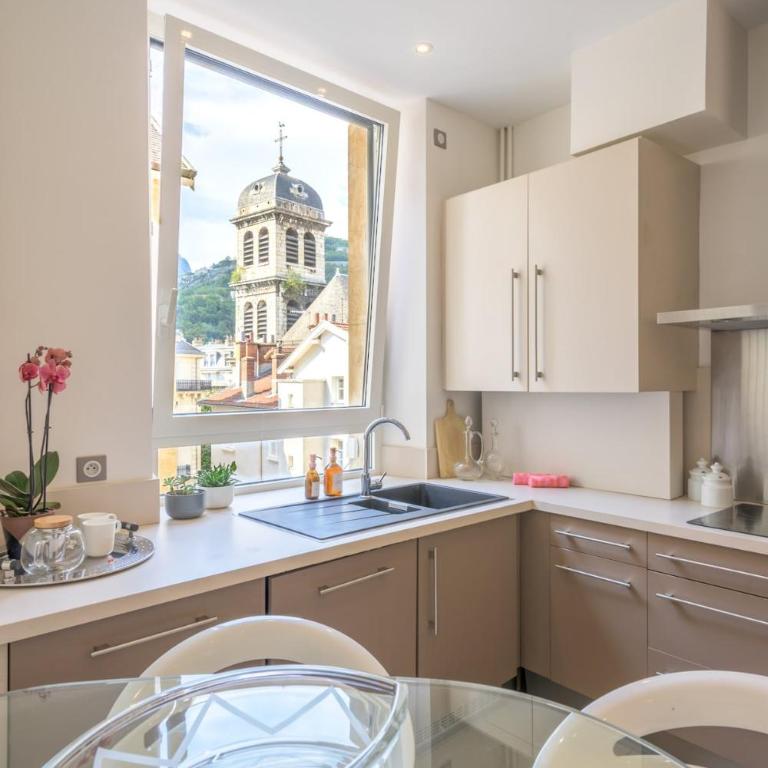 46 Frishman Boutique Apartment Place Victor Hugo - Apartment mit 2 Schlafzimmern und Bergblick - 32