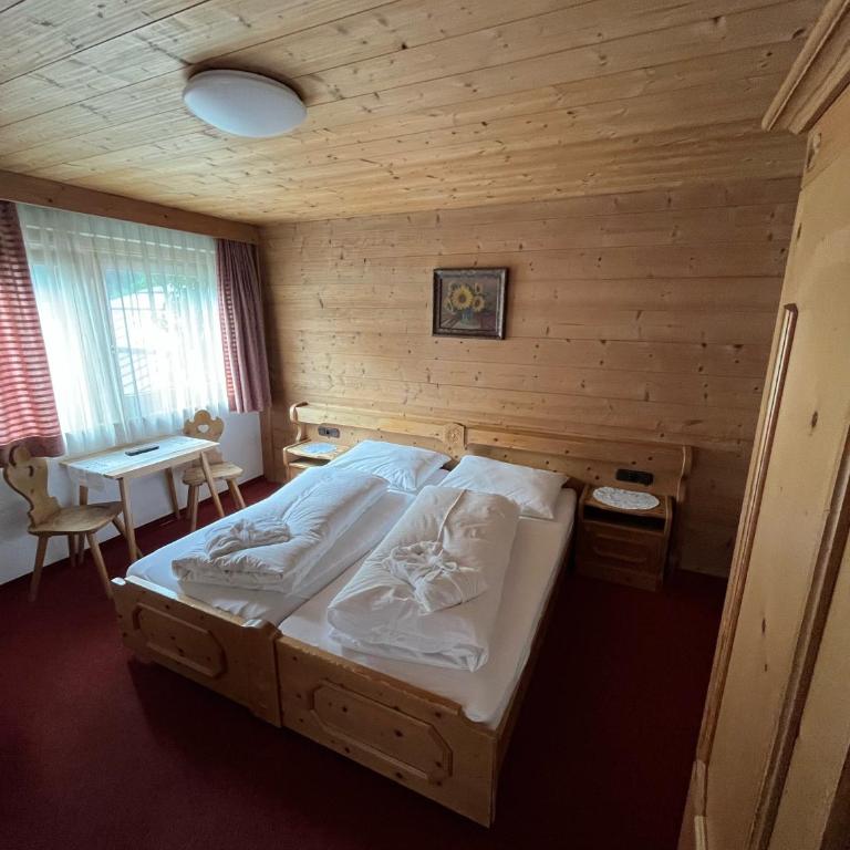 Bergsteiger-Zimmer Pension Obermair - Doppelzimmer - 1