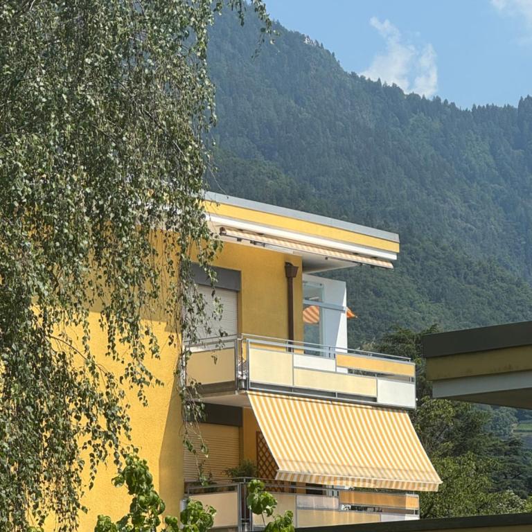 MERANEA - quiet, sunny & elegant apartement in Obermais with Fiber WIFI - Appartamento con 2 Camere da Letto - 1