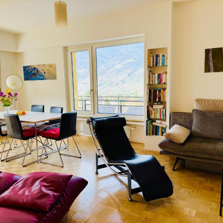 MERANEA - quiet, sunny & elegant apartement in Obermais with Fiber WIFI - Appartamento con 2 Camere da Letto - 2