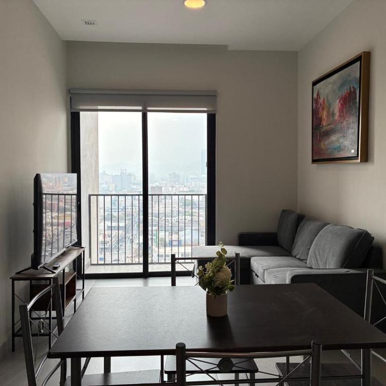 Adhoc Torre Colonia Executive Apartments Monterrey Downtown - Apartamento de 1 Dormitorio con balcón y vistas a la ciudad - 4