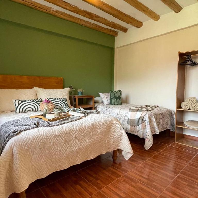 Casa Paqocha Urubamba - Hotel & Garden - Shared Kitchen & Hot Water - Long Stays - Double or Twin Room with Private Bathroom - 13