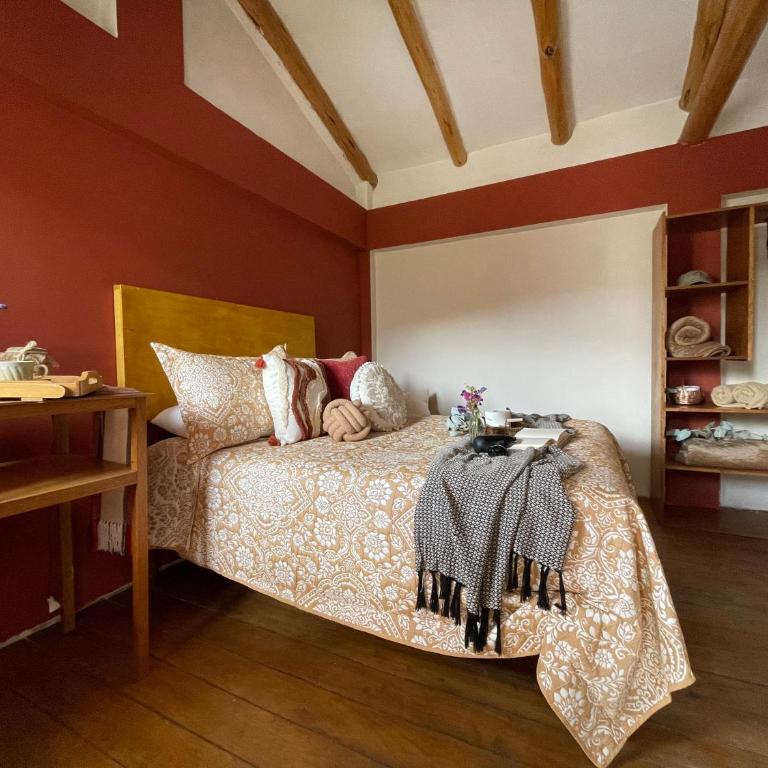 Casa Paqocha Urubamba - Hotel & Garden - Shared Kitchen & Hot Water - Long Stays - Standard Double Room - 7