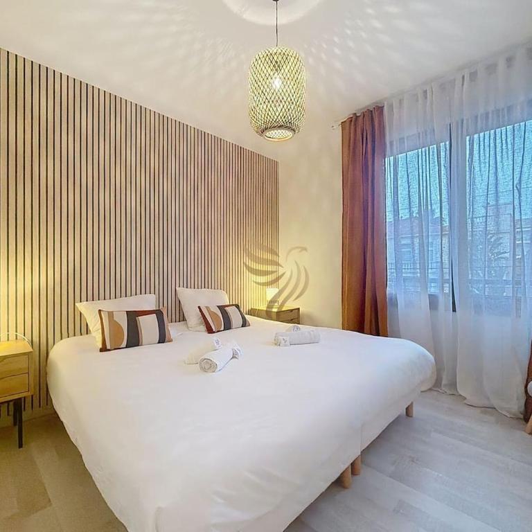 Apt3BR,AC,WiFi, sea view, parking, 3min to beach - Three-Bedroom Apartment - 5