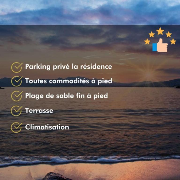 Apt3BR,AC,WiFi, sea view, parking, 3min to beach - Three-Bedroom Apartment - 39