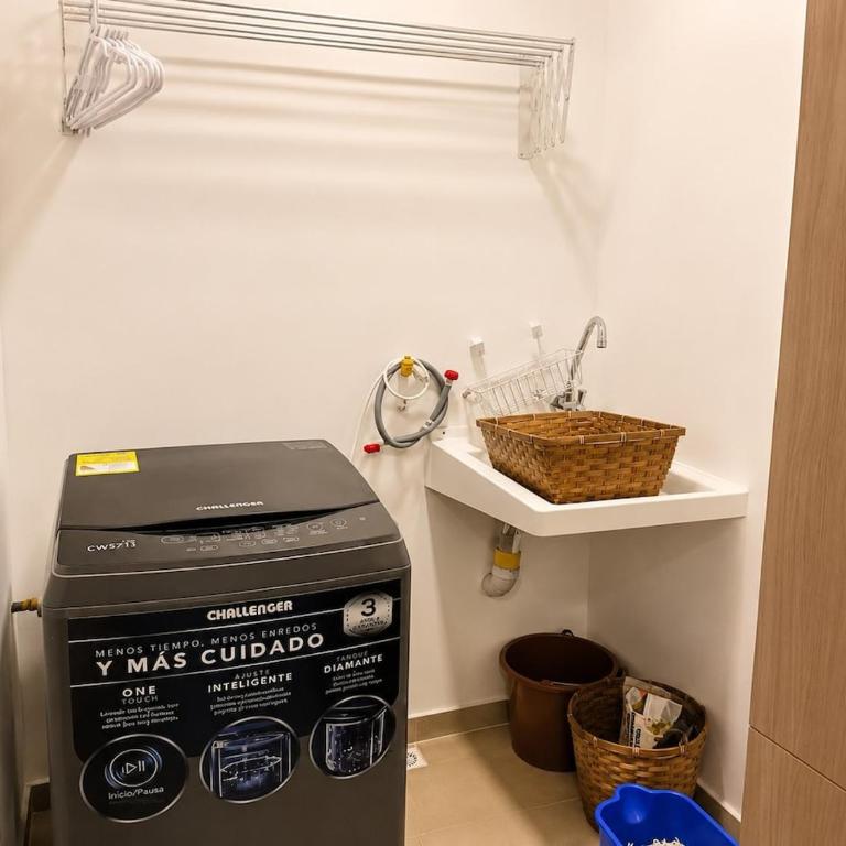 Apto Familiar 8 Rodadero, WiFi y Aeropuerto - Apartamento de 2 dormitorios con balcón - 24