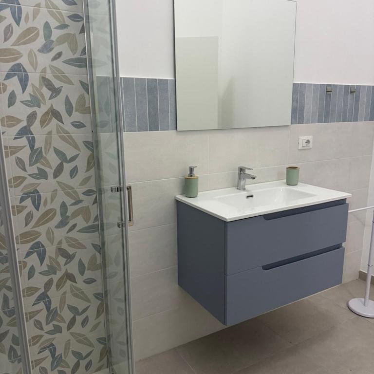 SVEVA Home Experience - Camera Familiare - 1
