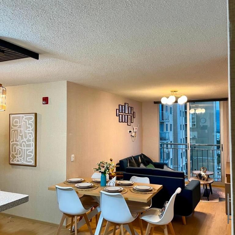 Urban View-Mirador del Golf - Three-Bedroom Apartment - 4