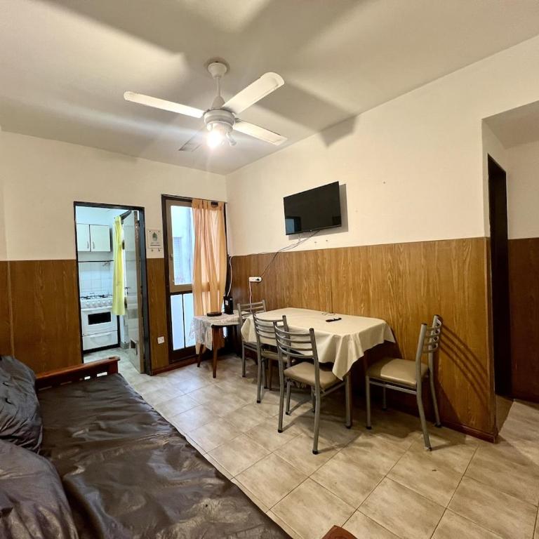 Departamento 2 ambientes Zona ALdrey - Apartamento de 1 dormitorio - 1