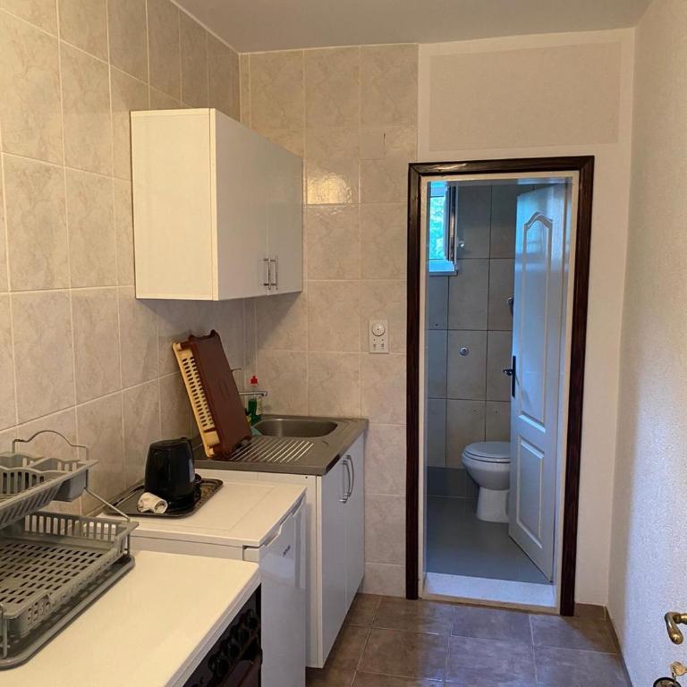 Apartments Avdic - Comfort Quadruple Room - 8