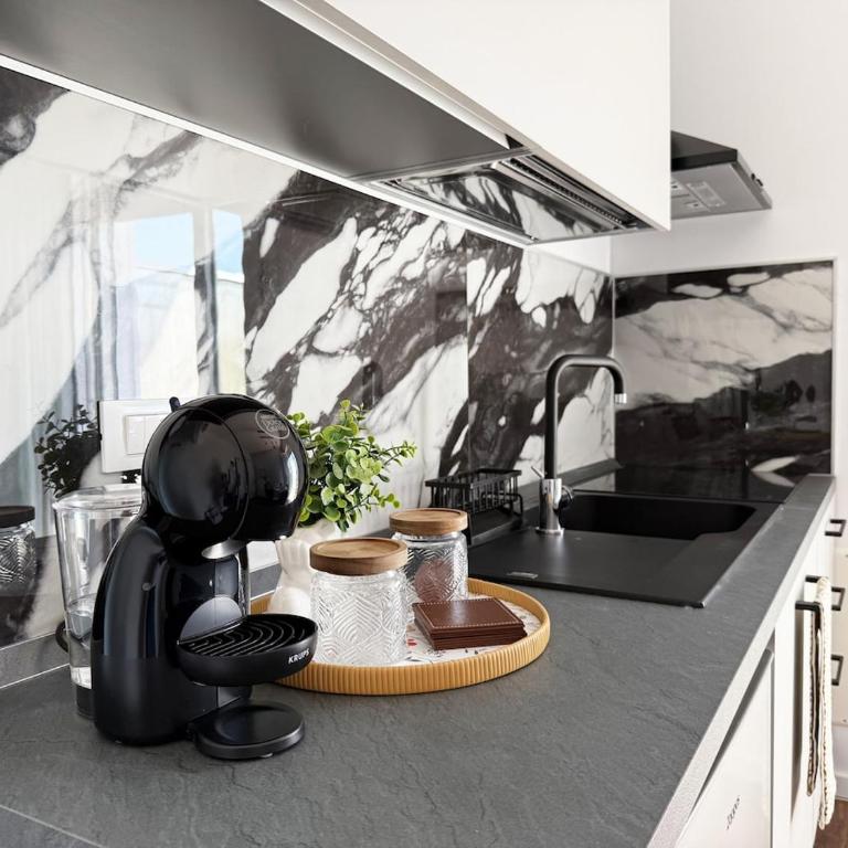 Noir & Salt Your Seaside Escape - Appartamento con 1 Camera da Letto - 5