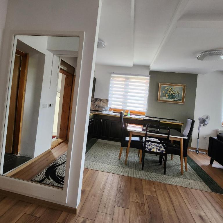 Lux Aeterna Apartments & Rooms - Apartman sa 2 Spavaće Sobe i Balkonom - 35