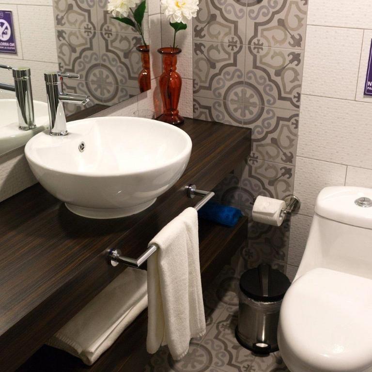 LV Hoteles - Habitación Doble Estándar - 1 o 2 camas - 3