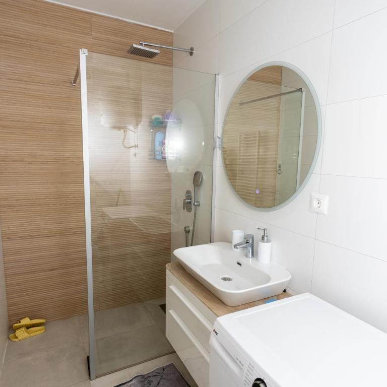 Apartment Emyn - with Garage Parking - Apartman sa 1 Spavaćom Sobom - 8