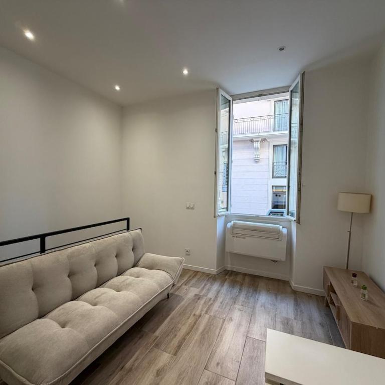 Duplex Cannes Centre - One-Bedroom Apartment - 25