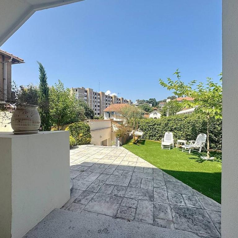 T3 private garden 2 steps from the center-Clim - Apartment mit 2 Schlafzimmern und Gartenblick - 43