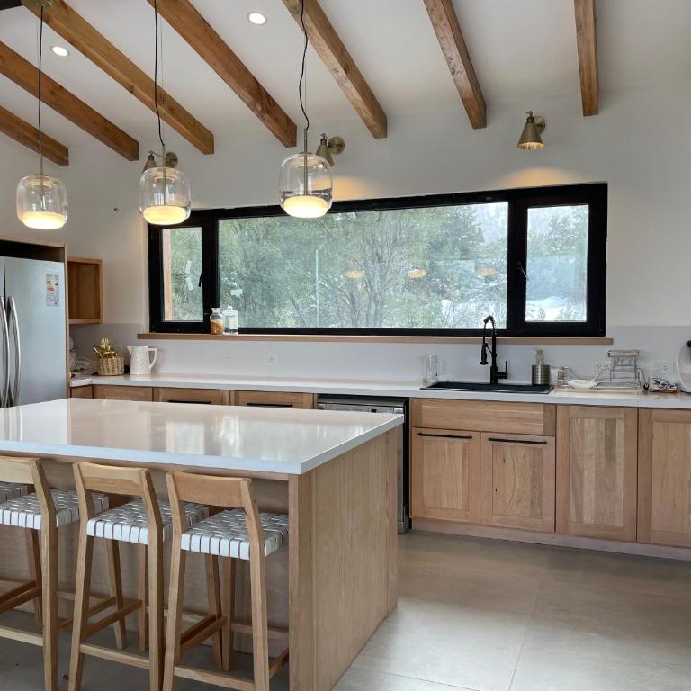 Imponente casa en Arelauquen Golf & Country Club - Five-Bedroom House - 18