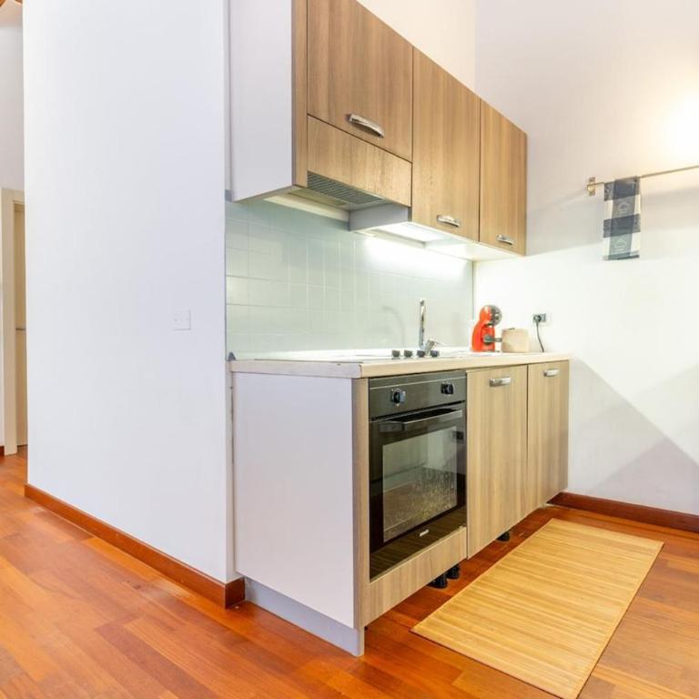 Modern Apt in the center 500m from the Estense Castle - Appartamento con 2 Camere da Letto - 5