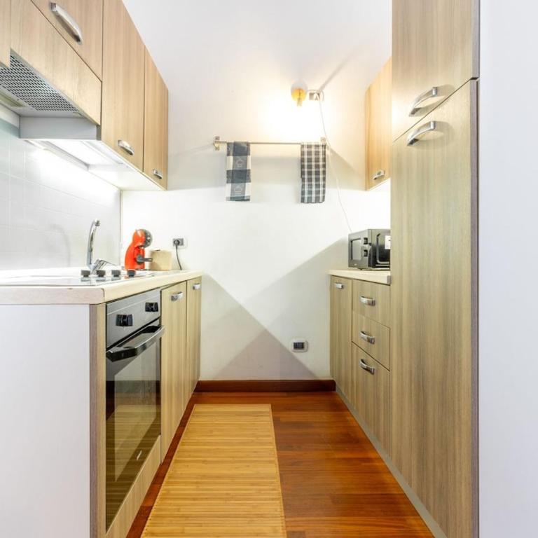 Modern Apt in the center 500m from the Estense Castle - Appartamento con 2 Camere da Letto - 15