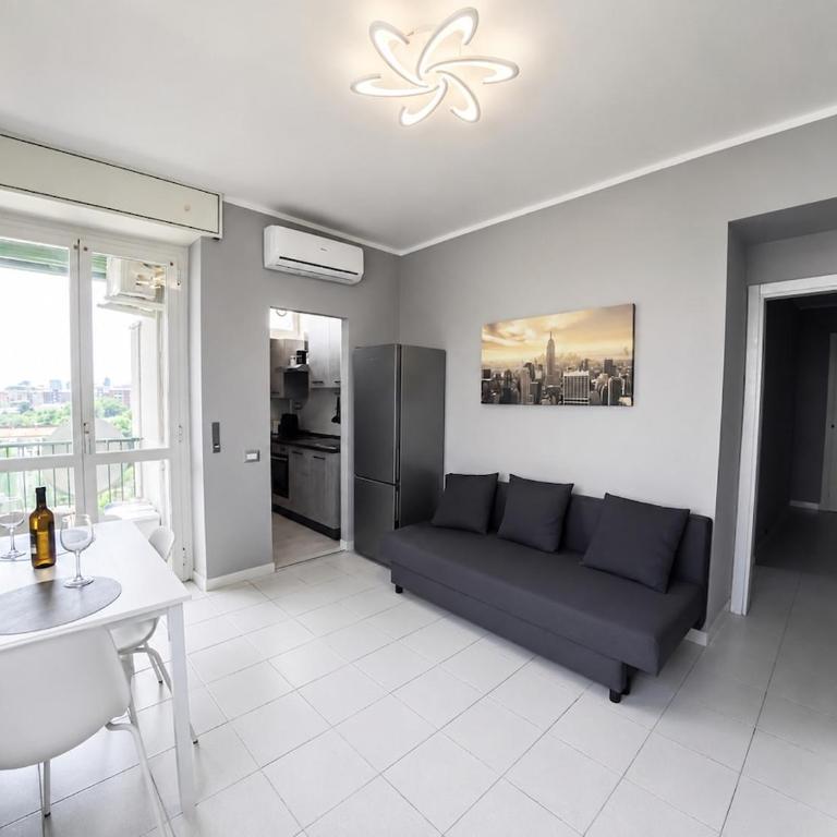 New House near ospedale Niguarda and Metro bicocca - Appartamento con 2 Camere da Letto - 1