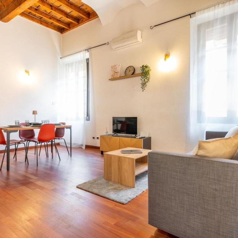 Modern Apt in the center 500m from the Estense Castle - Appartamento con 2 Camere da Letto - 17