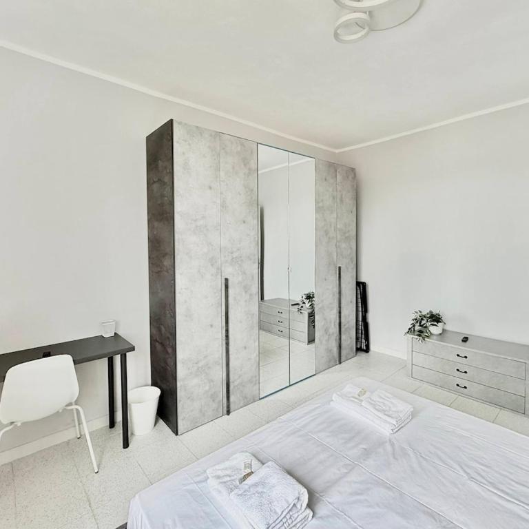 New House near ospedale Niguarda and Metro bicocca - Appartamento con 2 Camere da Letto - 2