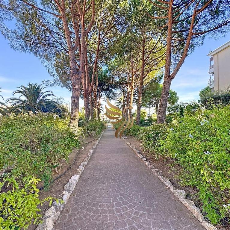 BellaHorizon T2-view of garden-terrace-park-WIFI. - Appartamento - 47