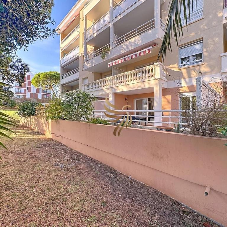 BellaHorizon T2-view of garden-terrace-park-WIFI. - Appartamento - 48